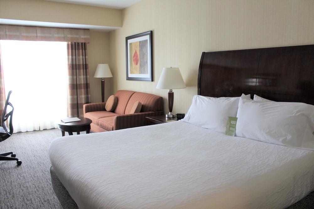 Hilton Garden Inn Toronto Airport Mississauga Extérieur photo