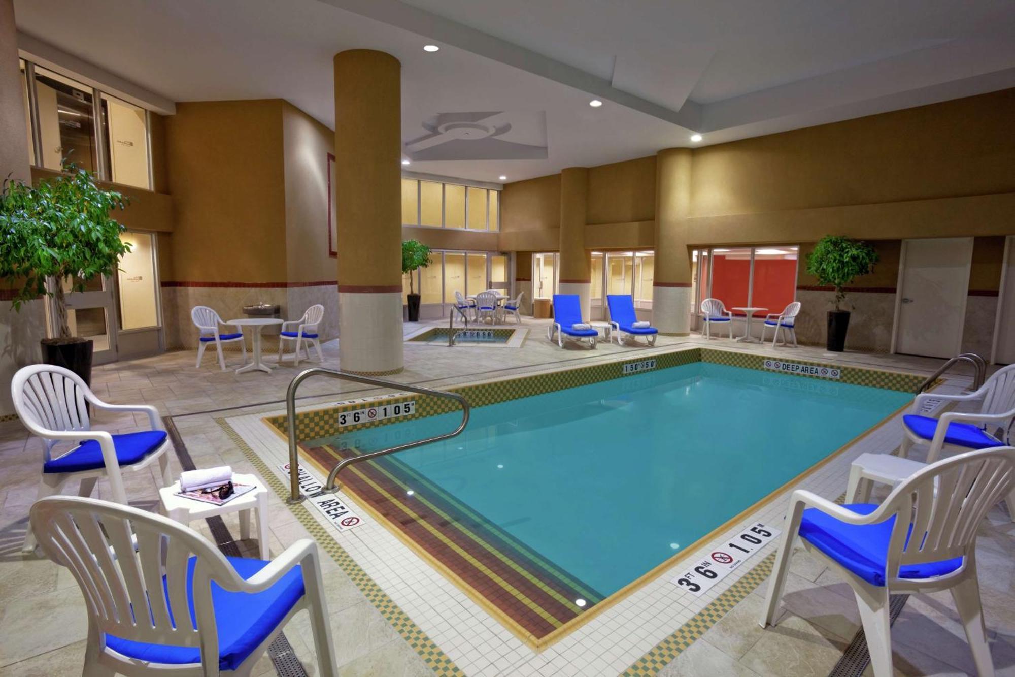 Hilton Garden Inn Toronto Airport Mississauga Extérieur photo